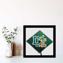 Load image into Gallery viewer, CUSTOM GRADUATION CAP DECORATION PICTURE FRAME desk